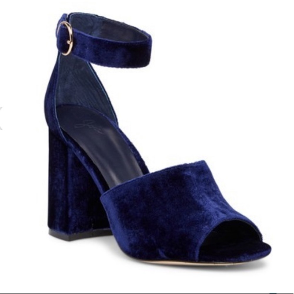 Joie Lahoma Velvet Block Heel Sandal
